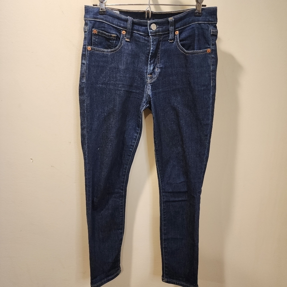 GAP True Skinny Mid Rise jean size 27/4P